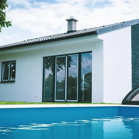 Vilka Petra Pod Bezdezem Bela pod Bezdezem