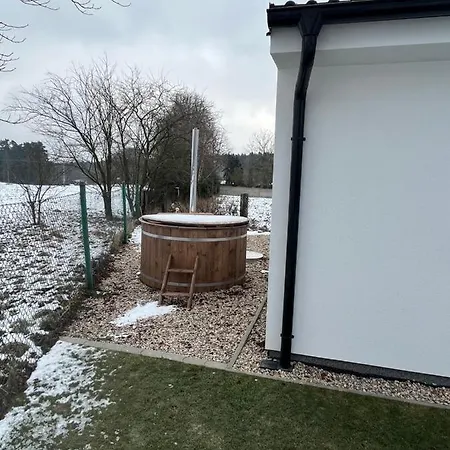 Vilka Petra Pod Bezdezem * Bela pod Bezdezem